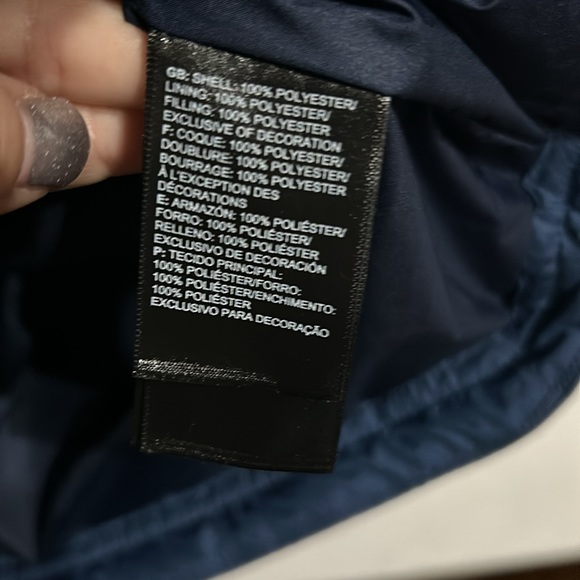 Boys blue north face jacket size 7/8 - Picture 5 of 7